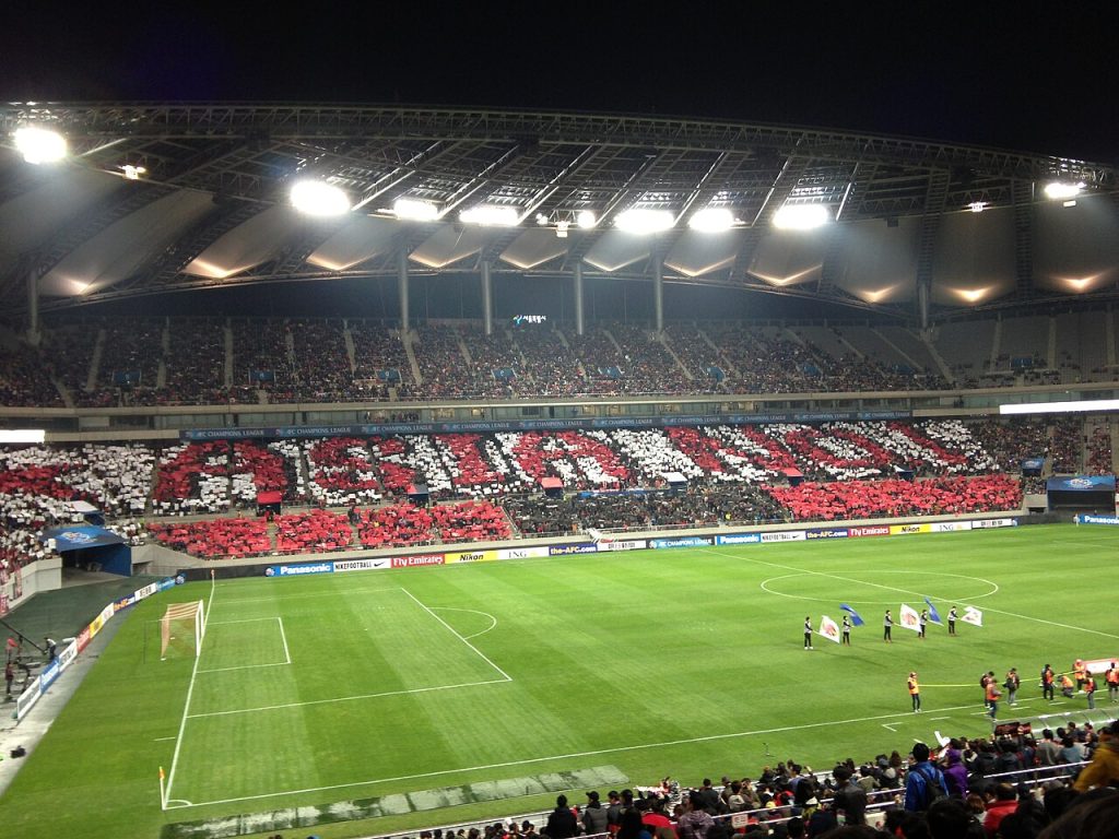 Không khí một trận đấu thuộc AFC Champions League Elite