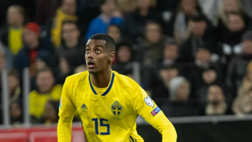 Alexander Isak trong màu áo đội tuyển Thụy Điển